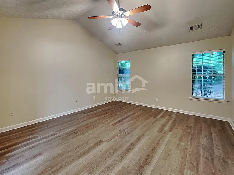 4701 Gold Mine Dr — Photo 9
