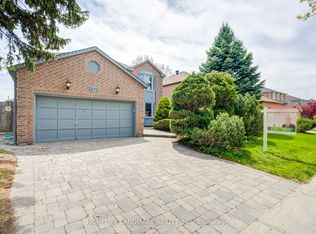 375 Manhattan Dr, Markham, ON L3P 7J2