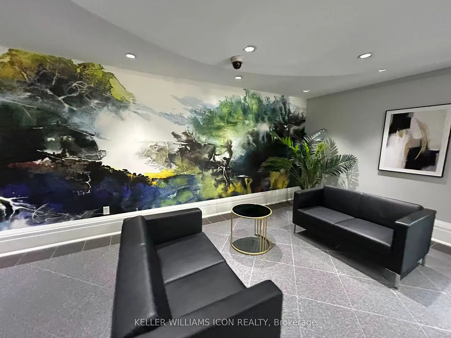 2 bed, $2,400 — Photo 2