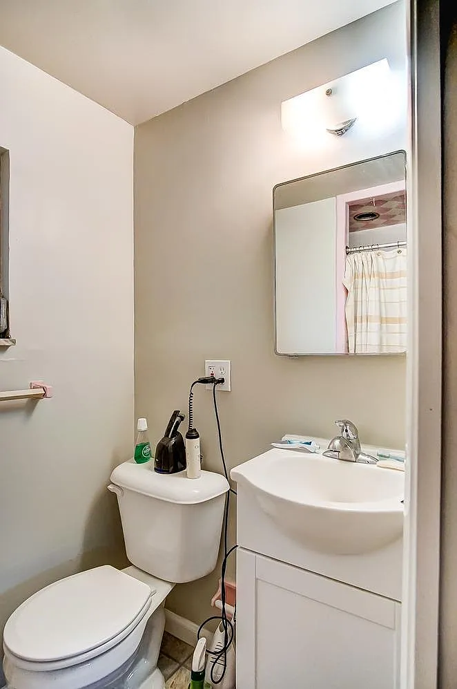 Studio, 450 sqft, $795 — Photo 3
