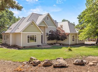 10620 Rock Dove Ct, Klamath Falls, OR 97601