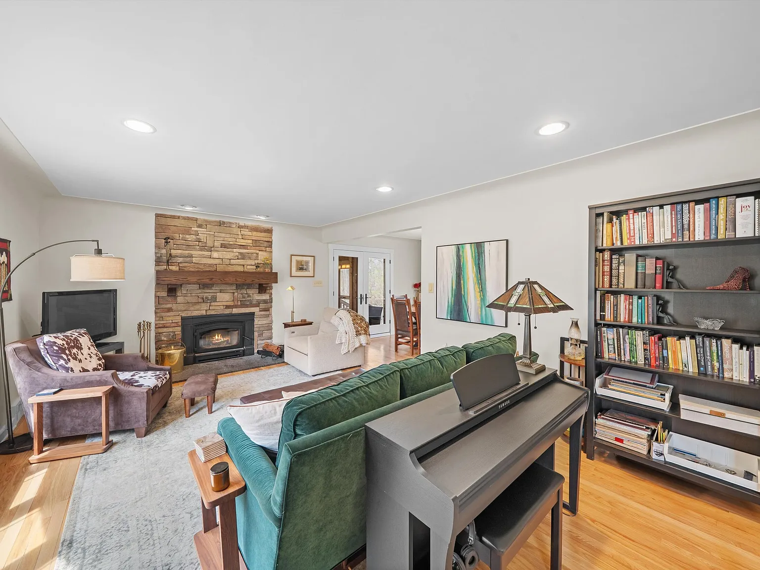 3 bed, 3.5 bath, 2977 sqft, $4,500 — Photo 4