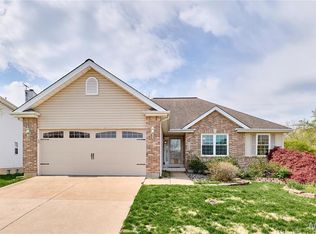 6425 Hagemann Pointe Ct, Saint Louis, MO 63128