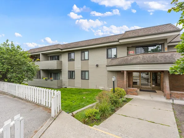 1565 Noble Ct #106, Kelowna, BC V1Y 8K8