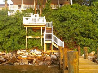 9036 Point Ln, Chestertown, MD 21620