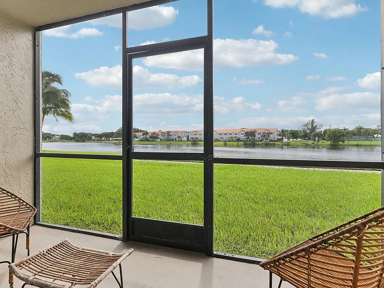 B2- Model Unit (2bd 2bth)