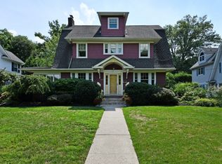 444 Overbrook Rd, Ridgewood, NJ 07450