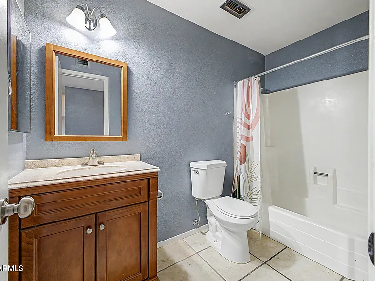 540 N May St #3113 — Photo 12