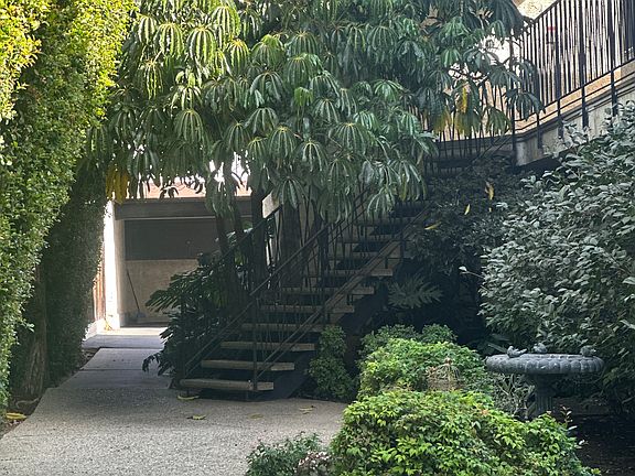 3rd image of 616 Prospect Ave APT 2