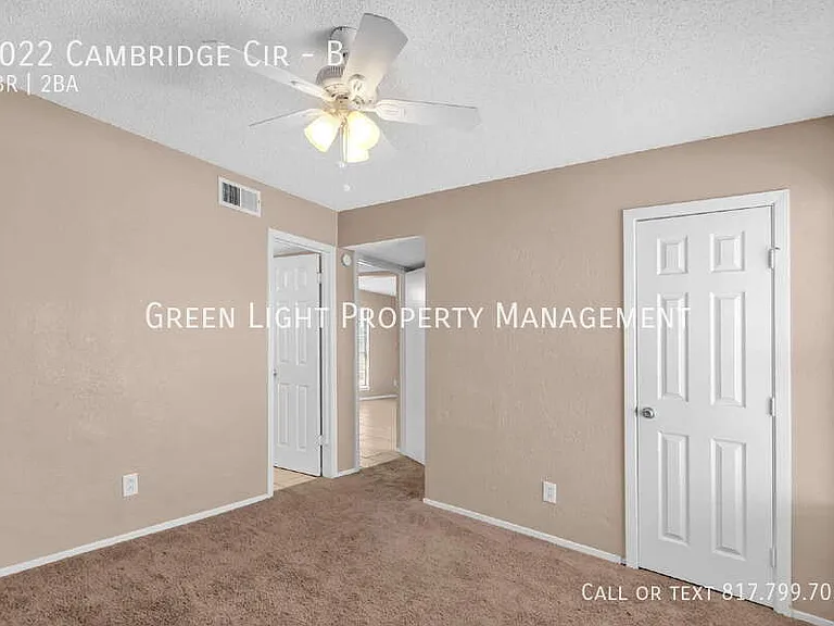 8022 Cambridge Cir #B — Photo 10