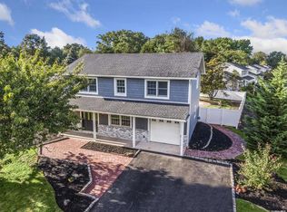 35 Bethal Ln, Commack, NY 11725