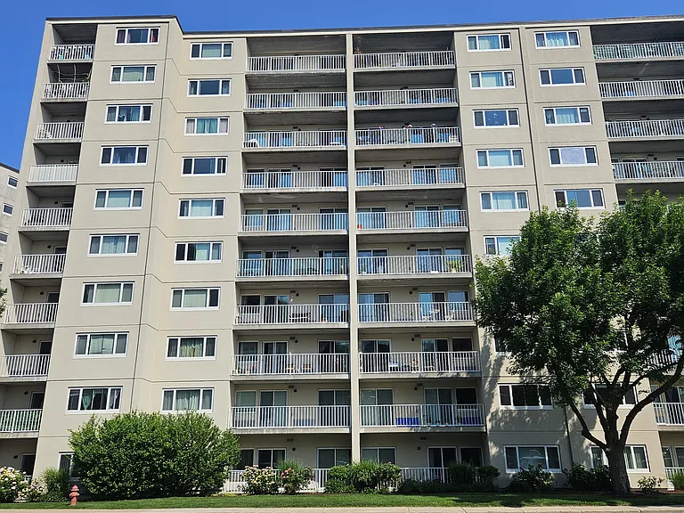200 Cove Way #120 — Photo 26