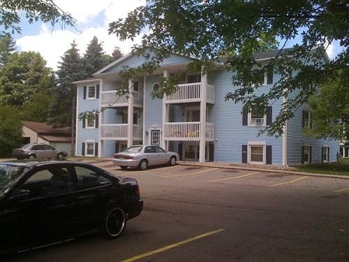 1st image of 216 E Everett St APT 10