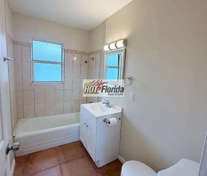 127 Flippen Ave — Photo 6