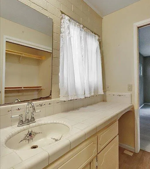 301 Woodpecker Ln — Photo 9