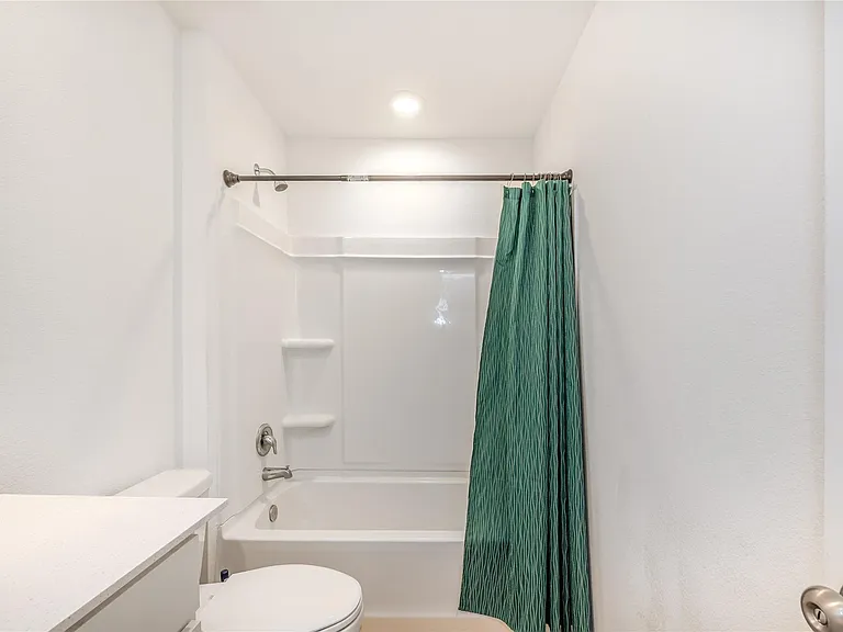 21458 Carosella Dr — Photo 26