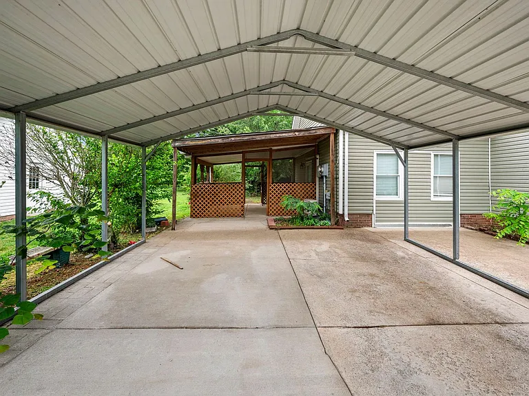 409 Kelsey Dr — Photo 28