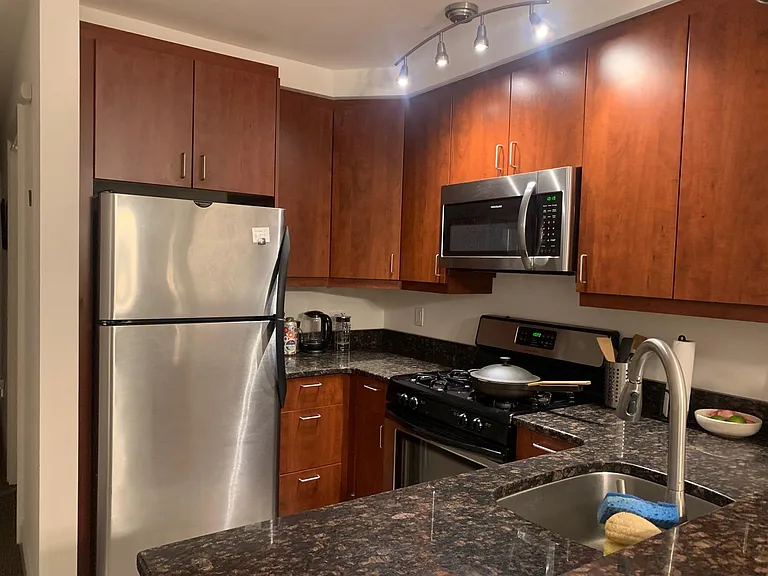 159 Auburn St #2 — Photo 5