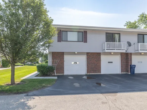 131 Pocasset Ct #131, Schaumburg, IL 60193