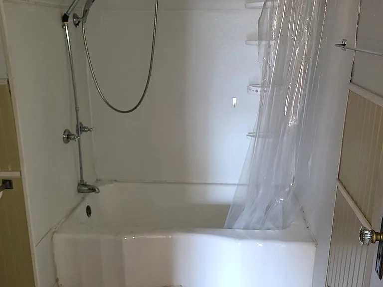 402 N Main St #1 — Photo 7