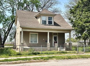 2316 S 9th St, Saint Joseph, MO 64503