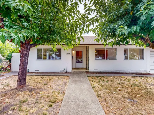 1426 3rd St, Calistoga, CA 94515