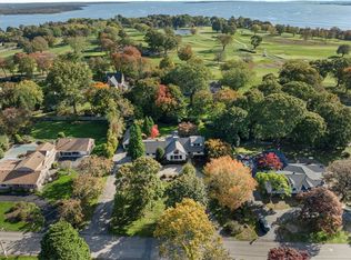 240 Narragansett Bay Ave, Warwick, RI 02889