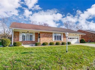 6796 Willow Creek Dr, Dayton, OH 45424