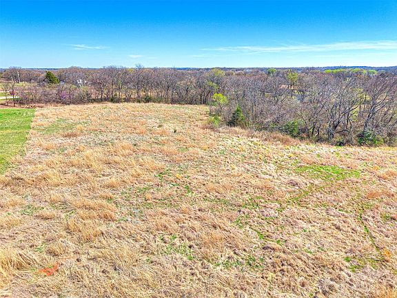 2nd image of 4 S 3440th Rd