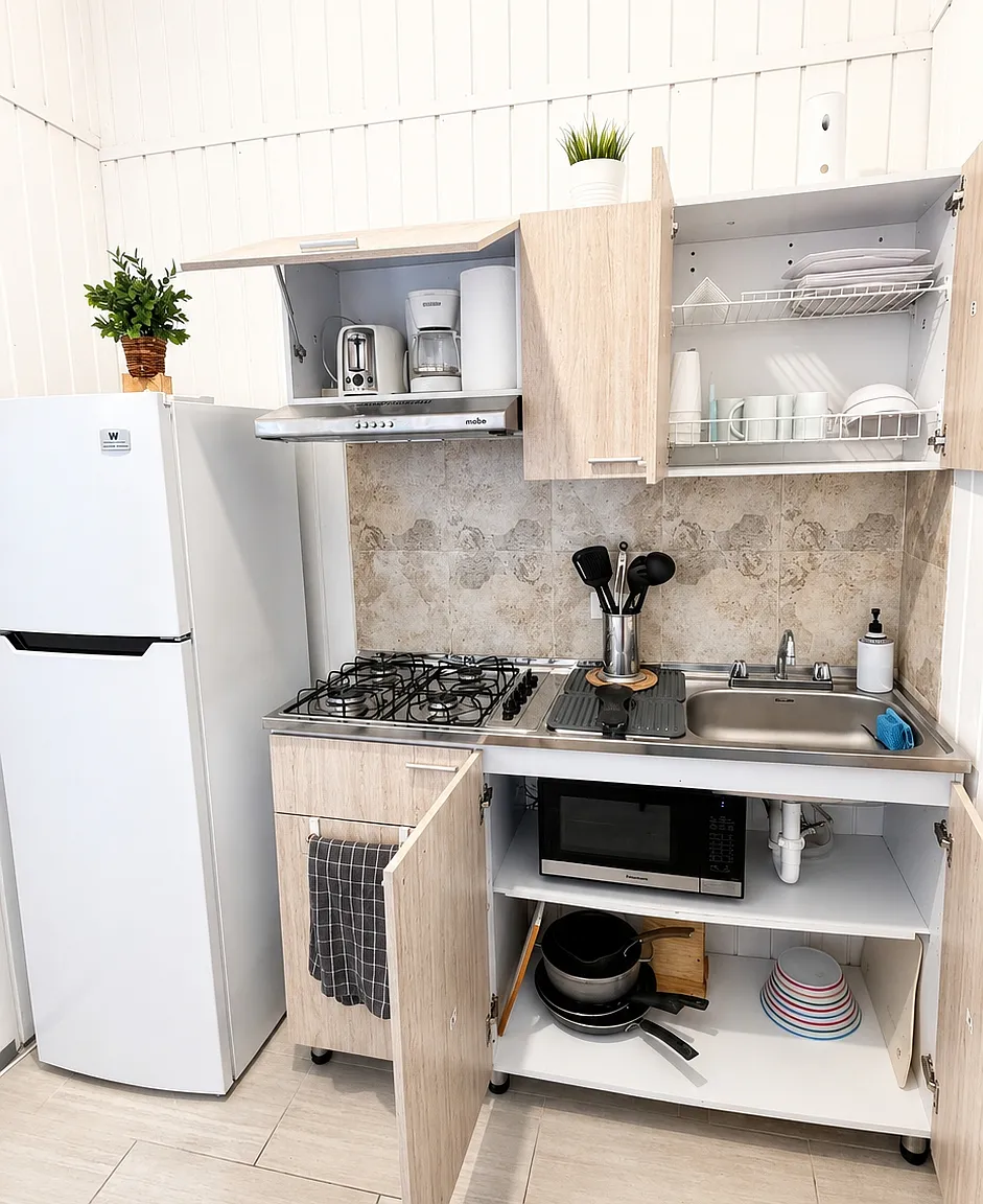 Studio, 1.0 bath, 720 sqft, $700 — Photo 3