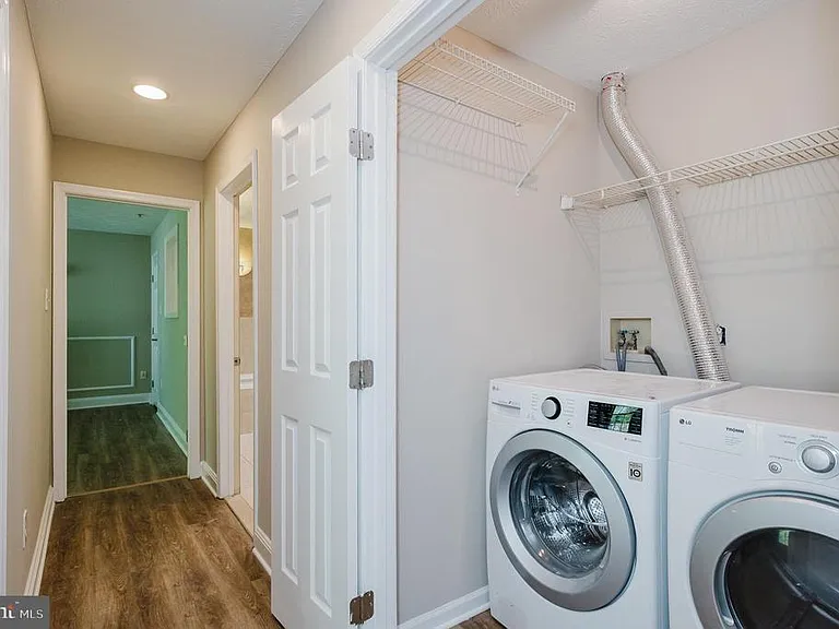 3100 Cardinal Way #J — Photo 17