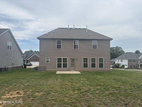 5th image of 2584 Blackberry Ridge Blvd