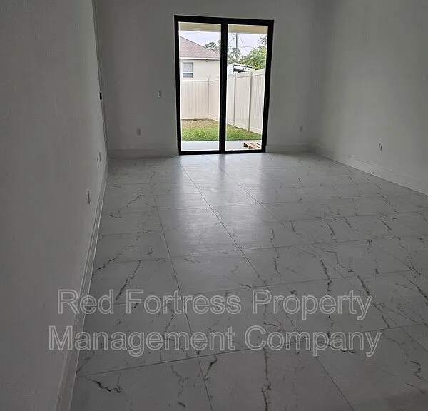 5148 Centennial Blvd — Photo 4