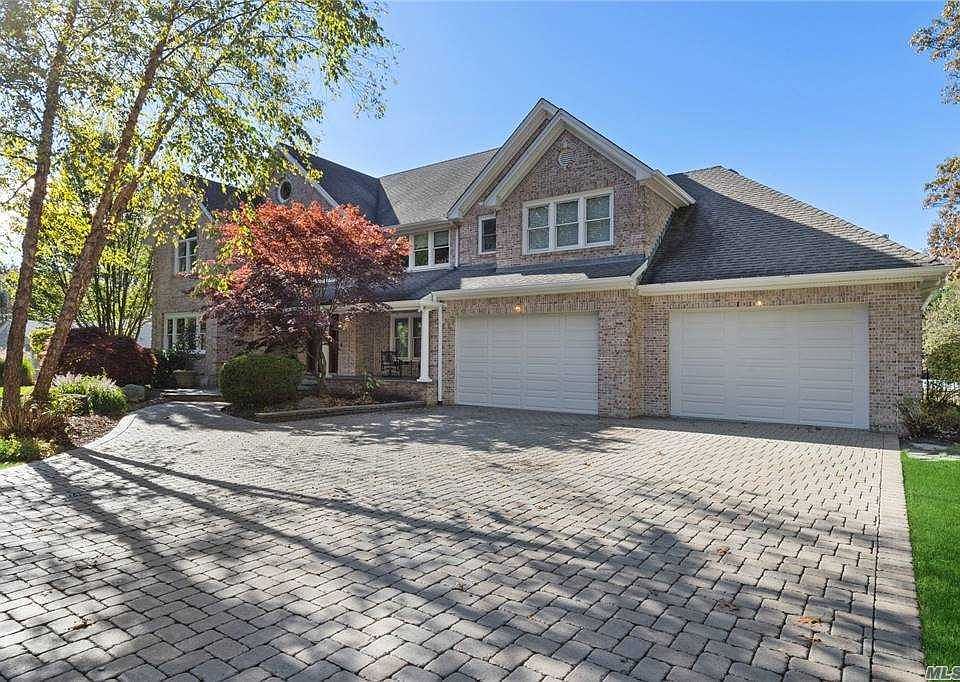 10 Colonial Drive, Smithtown, NY 11787 Zillow