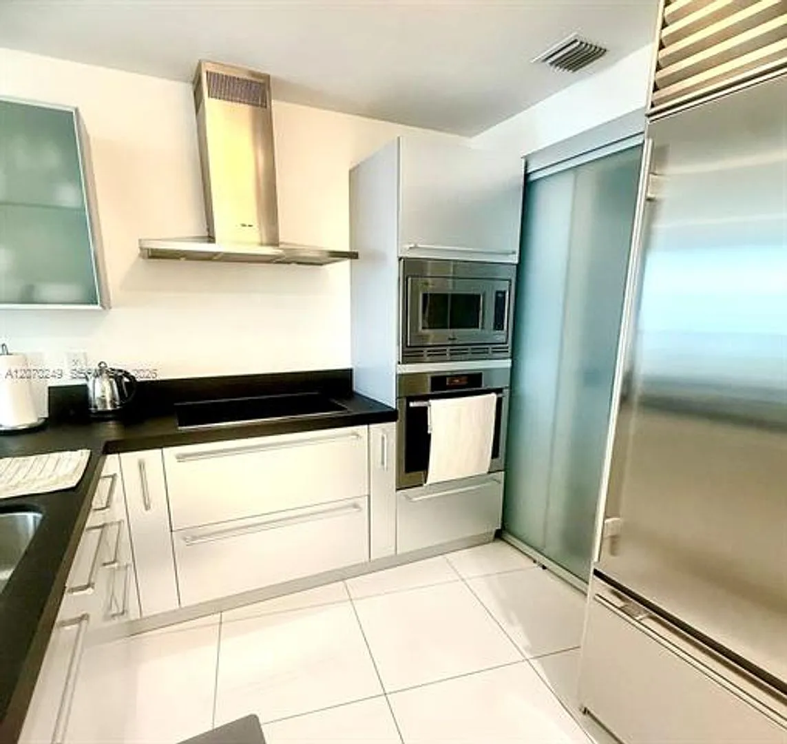 18201 Collins Ave cu-908, Sunny Isles Beach, FL 33160 — Photo 1