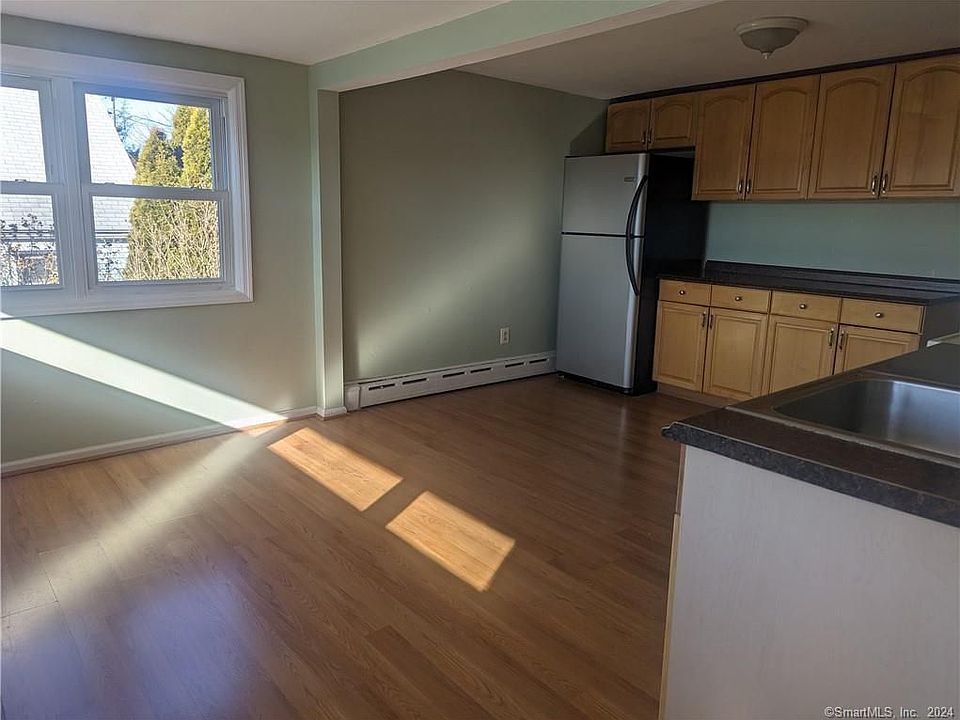 547 Anton St, Bridgeport, CT 06606 Zillow