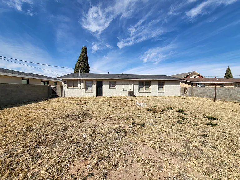 3309 Thomas Ave — Photo 11