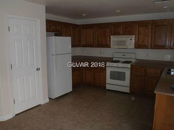 3rd image of 6084 Conroe Ct #0