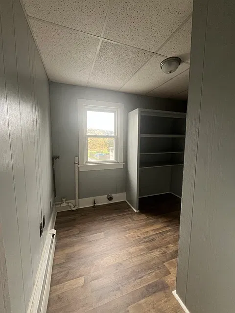 2 bed, 2435 sqft, $1,200 — Photo 2