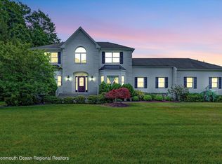 8 Rillstone Ct, Freehold, NJ 07728