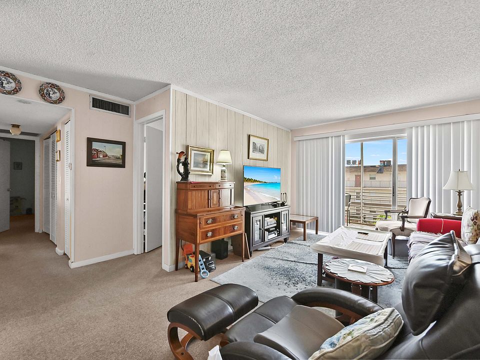 1st image of 721 Lori Drive #313