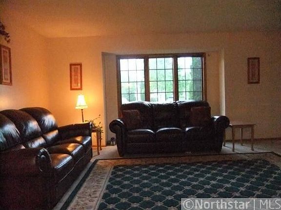 5th image of 1211 Dawn Ln