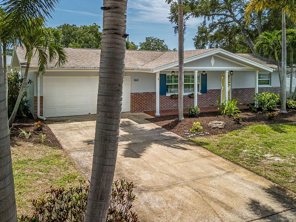1661 Algonquin Dr