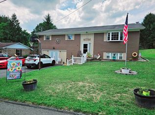 102 Dunbar Ave, Beckley, WV 25801