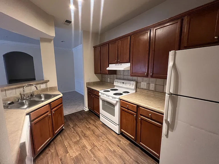 Wesley Kensington Apartments at Stonecrest — Photo 374