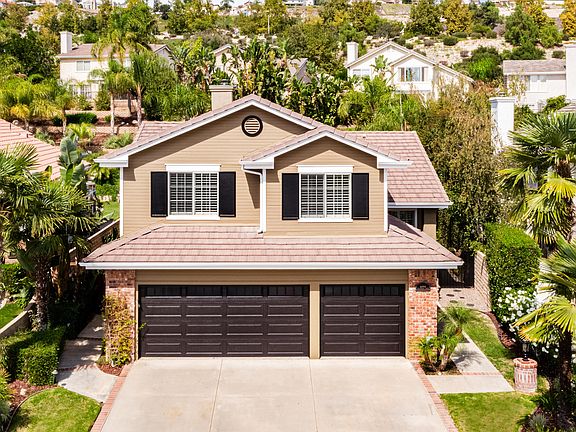 3rd image of 2365 Gillingham Cir