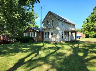 2278 Backbone Rd, Tampico, IL 61283