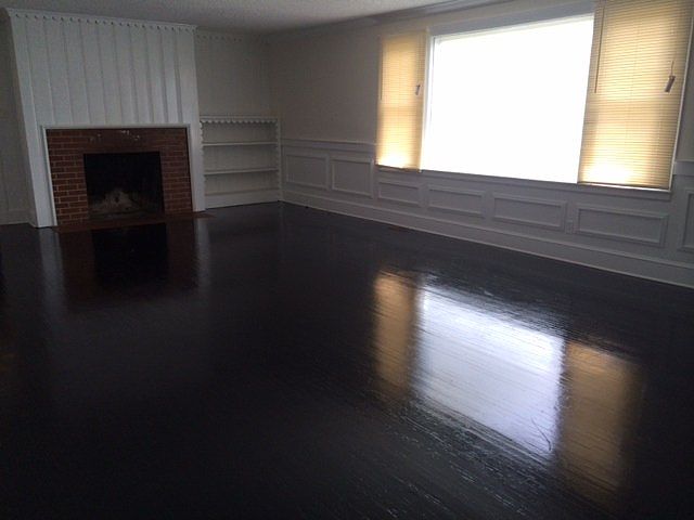 2nd image of 615 Peachtree Rd
