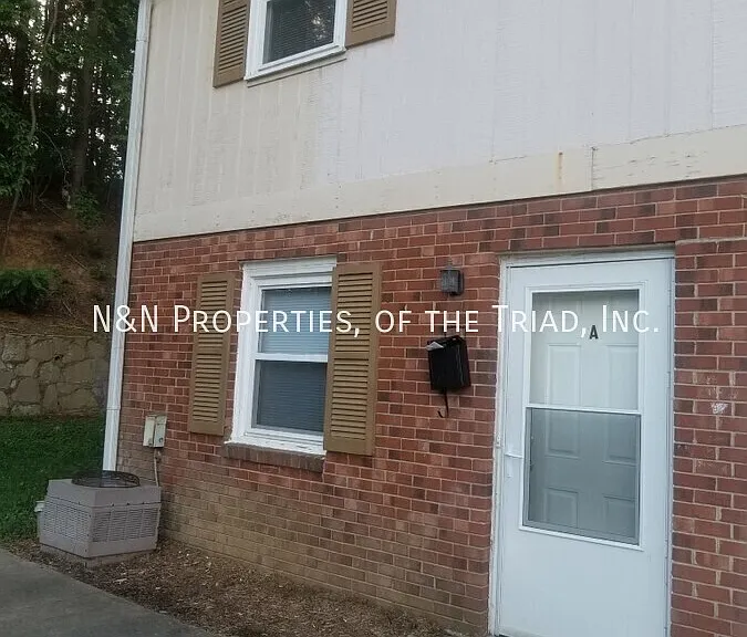 3624 Yarbrough Ave #A — Photo 2
