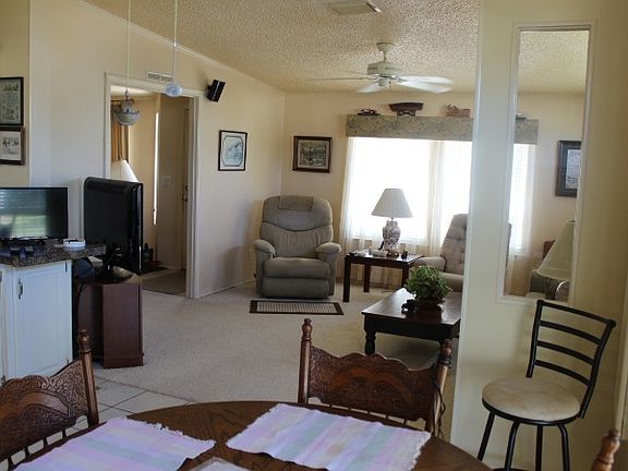 5th image of 2729 E Waterview Dr